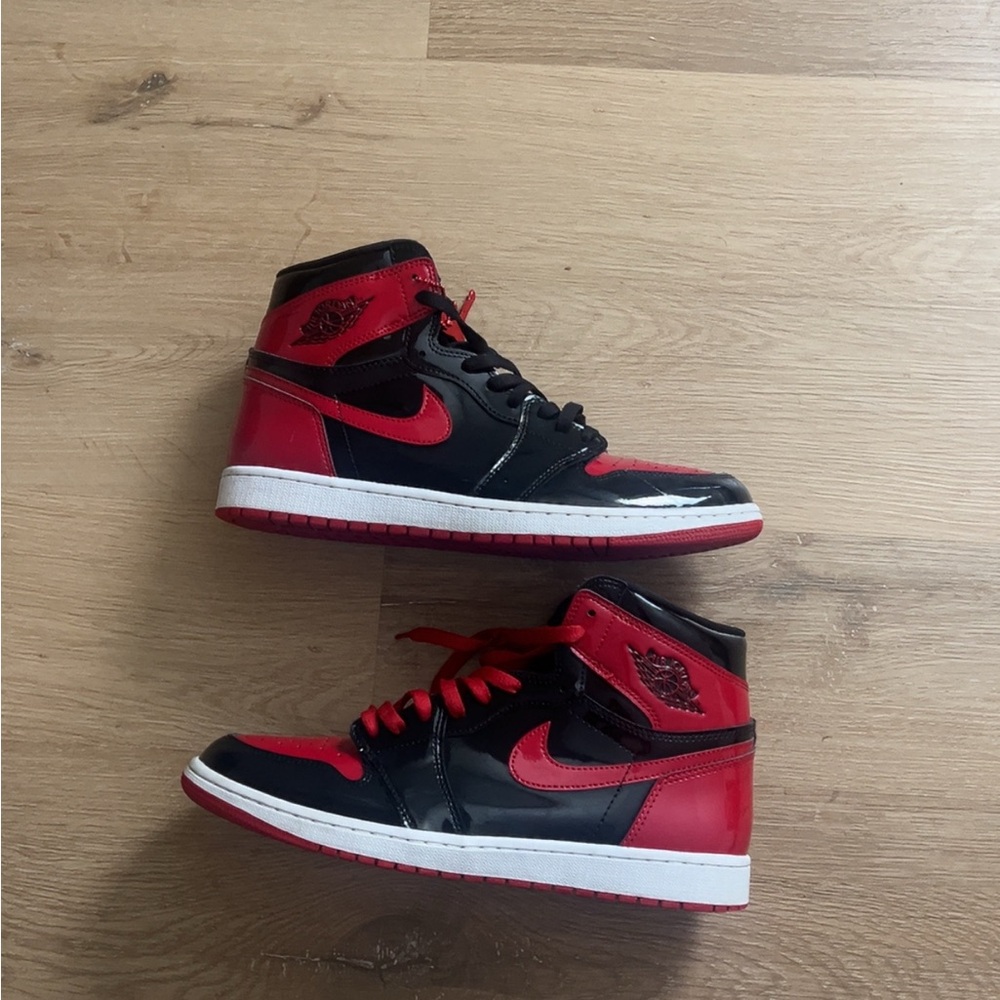 Nike Air Jordan 1 patent bred